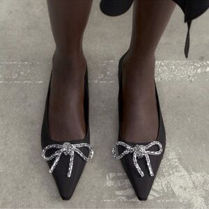 ZARA EMBELLISHED BOW BALLET FLATS